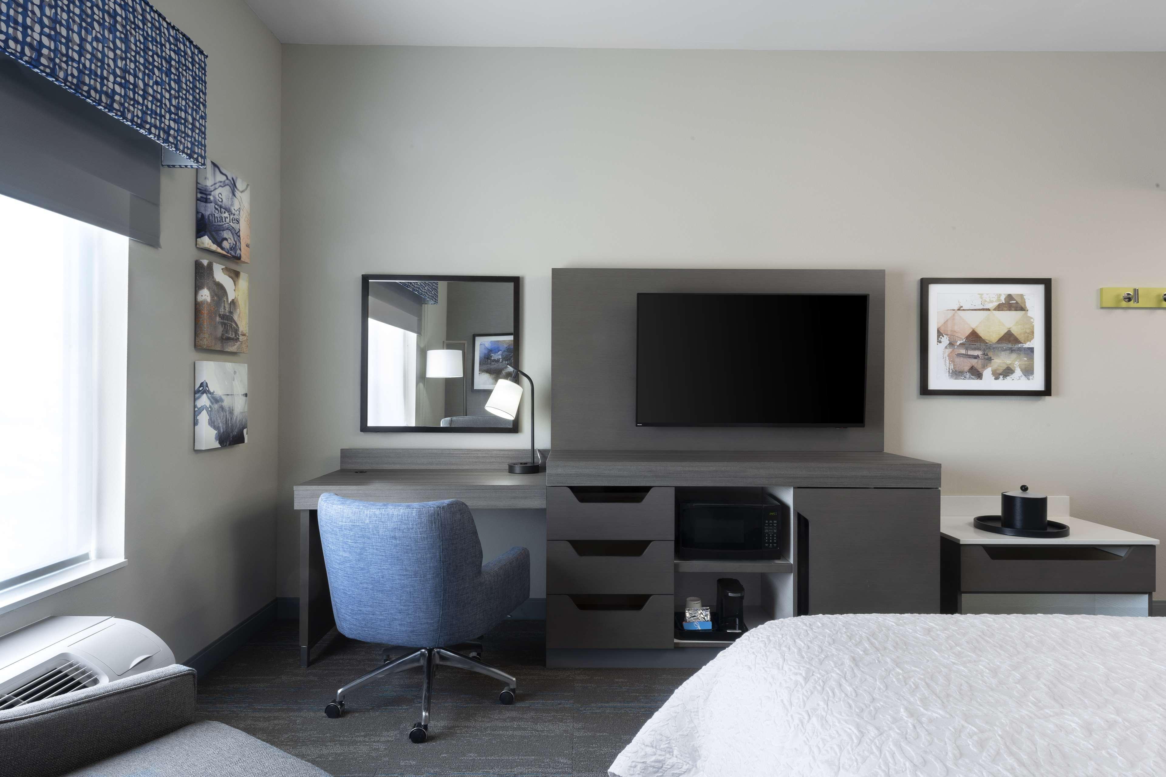 Hampton Inn & Suites St Charles Old Town Area, Mo Saint Charles Экстерьер фото